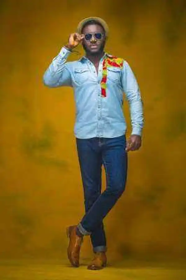 Djinee; Singer sports stylish looks in new photos